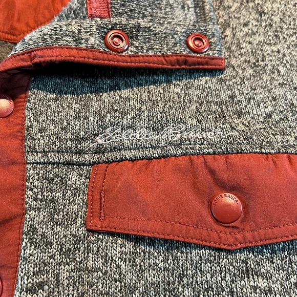 Eddie Bauer Mens L Gray Pullover Fleece Button Mock Neck Pocket Sweater - Picture 2 of 9